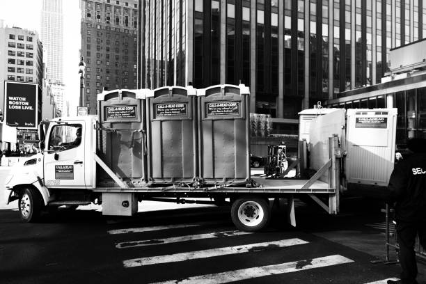 Porta potty delivery and setup in Dunn Loring, VA